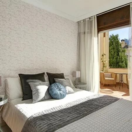 شقة Chezmoihomes Alhambra Penthouse 2 Private Terraces