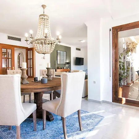 Chezmoihomes Alhambra Penthouse 2 Private Terraces *