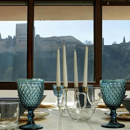 Chezmoihomes Alhambra Penthouse 2 Private Terraces Apartment