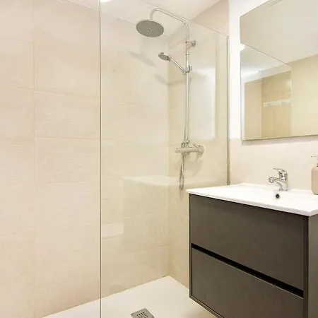 Chezmoihomes Alhambra Penthouse 2 Private Terraces Apartment *