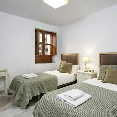 Chezmoihomes Alhambra Penthouse 2 Private Terraces *